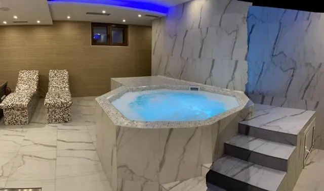 Apartman Belvedere Lux & *